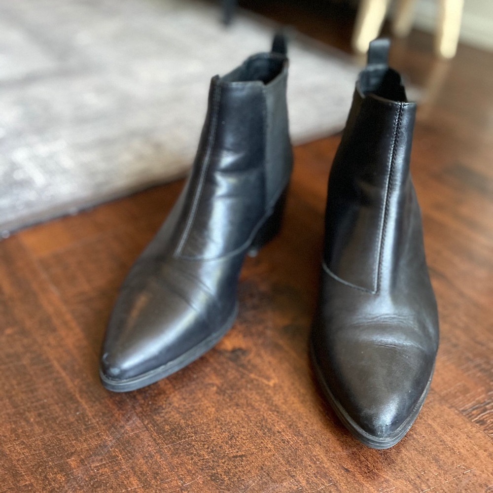 VAGABOND Chelsea Boots Excellent condition